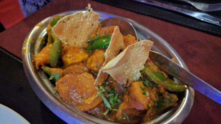 chicken jalfrezi 1 768x432